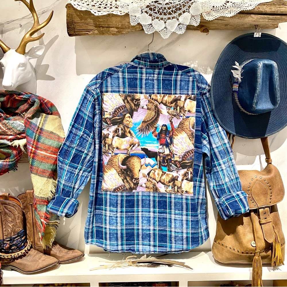 Upcycled Native wildlife back detailing plaid boho shirt w western country vibe - Picture 2 of 12
